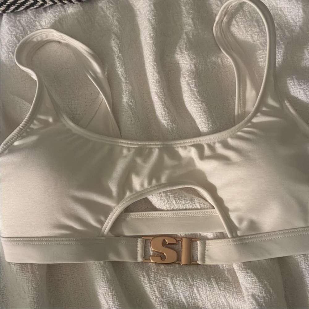 CCO Bundle @ambertrisann | Bon Voyage Shop & Share 12/7 @rockergirl717 - Picture 12 of 12